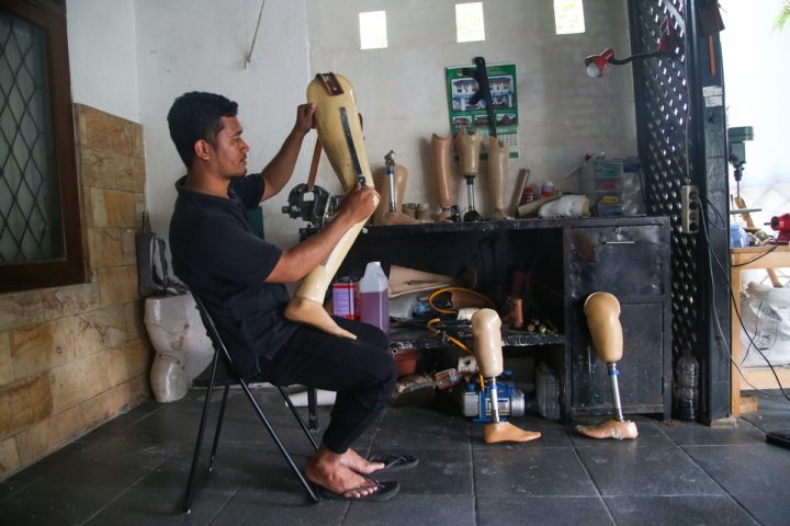 Kaki palsu pujo medical