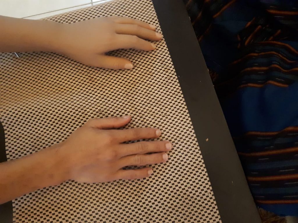 tangan palsu jakarta